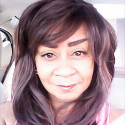 Deniece Robinson Photo 8