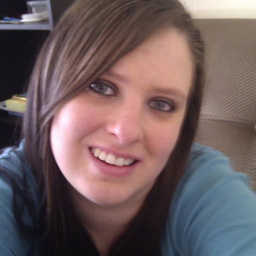 Amanda Neill Photo 17
