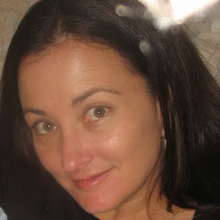 Suzanne Kelly Photo 11