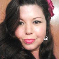 Jennifer Homer Photo 9