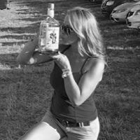Jennifer Roush Photo 8