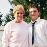 Clara Thompson Photo 12