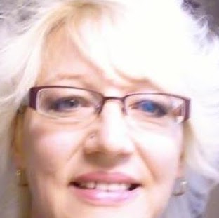 Sandra Roe Photo 34