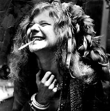 Joy Lovelace Photo 20