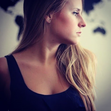 Kendra Cunningham Photo 8