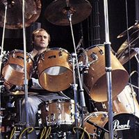 Phil Collins Photo 10