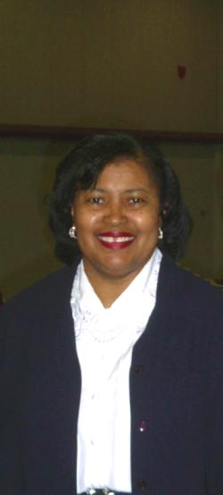 Lillie Roberts Photo 6
