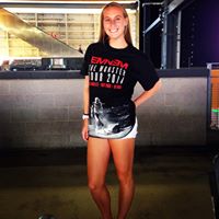 Lauren Robillard Photo 4