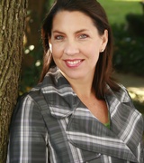 Julie Jensen Photo 3
