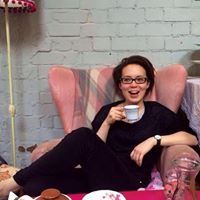 Amy Stratton Photo 27