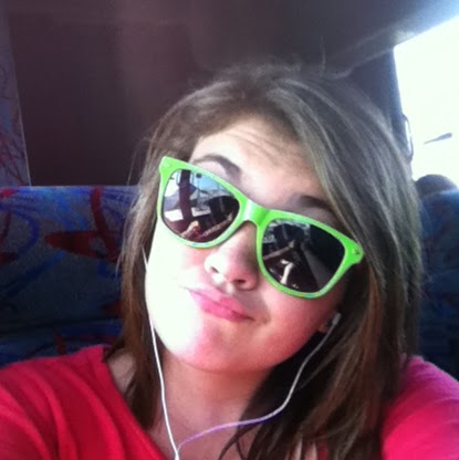 Victoria Horne Photo 15