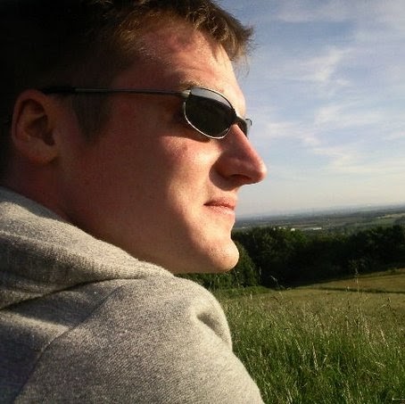 Stephen Bell Photo 45