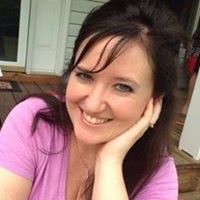 Amy Carroll Photo 16