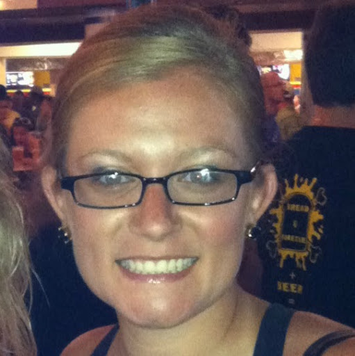 Jennifer Lyons Photo 42