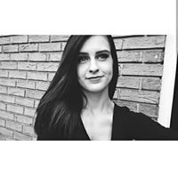 Danielle Nichols Photo 39