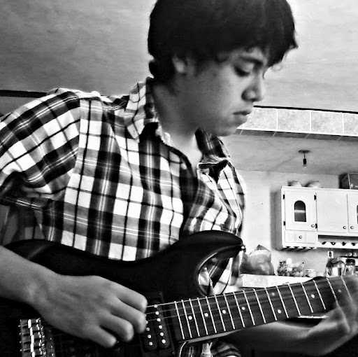 Daniel Mata Photo 33