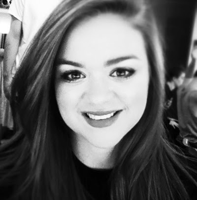 Shelby Sutton Photo 35