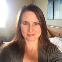 Jennifer Hubert Photo 25
