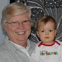 Laura Hand Photo 37