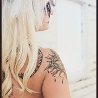Leah Gilmore Photo 6