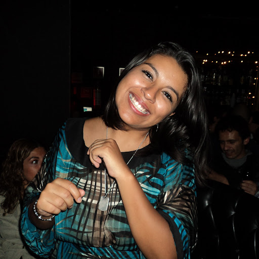 Cynthia Luna Photo 35