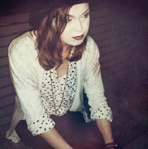 Lilia Taylor Photo 17