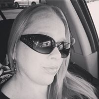 Staci Lewis Photo 24