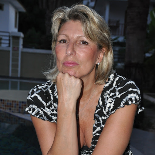 Ann Little Photo 24