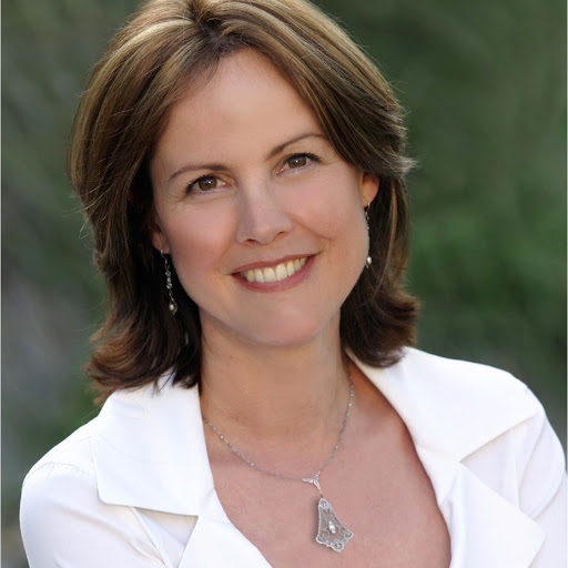 Deborah Montague Photo 8