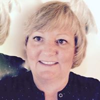 Linda Vernon Photo 10