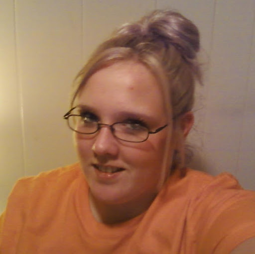 Samantha Dickerson Photo 7