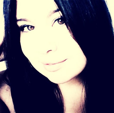 Victoria Cruz Photo 4