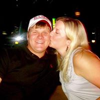 Nicki Huggins Photo 6