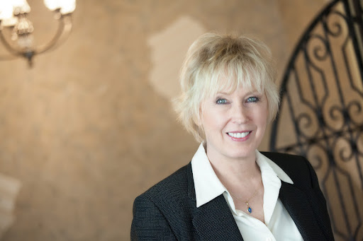 Mary Vaughn Photo 9