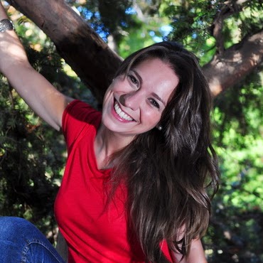 Elena Martin Photo 11