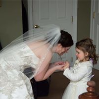 Elizabeth Batchelor Photo 11