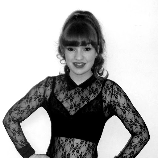 Lindsey Grant Photo 30