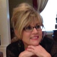 Susan Elmore Photo 38