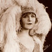 Betty Gordon Photo 39