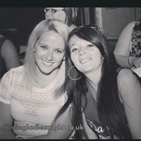 Stevie Hooper Photo 11