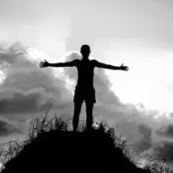 Laura Escamilla Photo 20