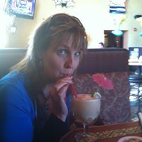 Suzanne Hooper Photo 17