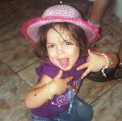 Maria Espinoza Photo 33