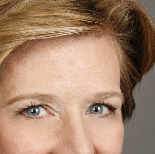Janet Morgan Photo 3