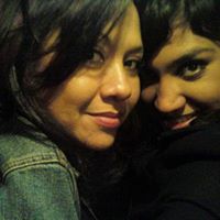 Julie Ramos Photo 7
