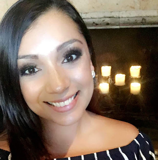 Amber Contreras Photo 17