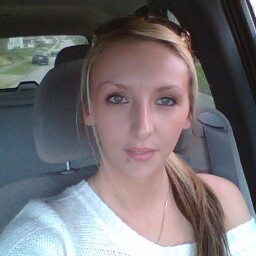 Kayla Leonard Photo 28