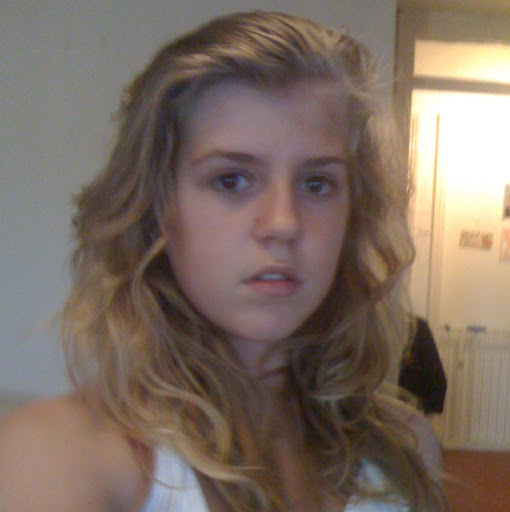 Rachel Hall Photo 38
