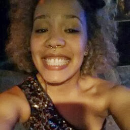 Erica Ward Photo 10