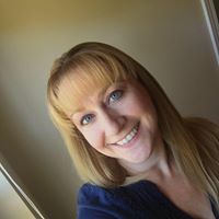 Michelle Lear Photo 13